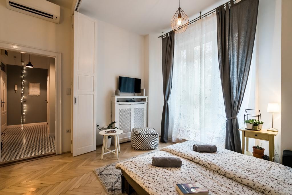 Bpr Charming Design Apartment With Balcony, A/C Budapest Exterior photo